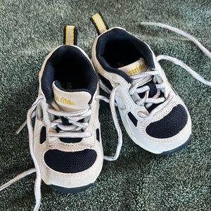 Stride Rite White and Black Kids Sneakers